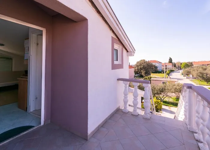 With Parking Space Bibinje, Zadar - 14773 比比涅